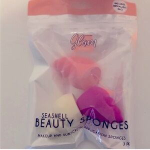 2/$20 🐚✨ Glam Gadgets Seashell Beauty Sponges – 3-Pack